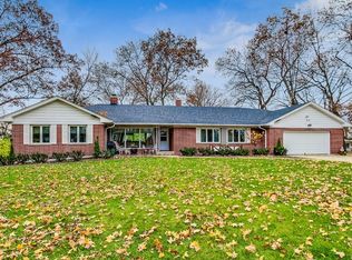 819 Forest Ave, Elgin, IL 60120