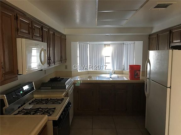 5th image of 3973 Salisbury Pl
