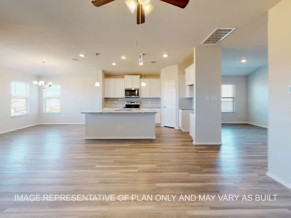 5717 Berkley Heights Dr, Waco, TX 76708