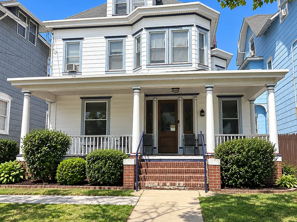 311 6th Ave