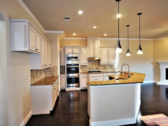 3rd image of 9504 National Pines Dr
