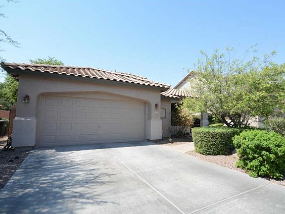 2nd image of 1137 E Carob Dr