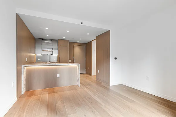 Rented by Sakai Organization Inc. | media 19