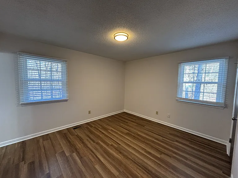 6229 Guess Rd — Photo 20