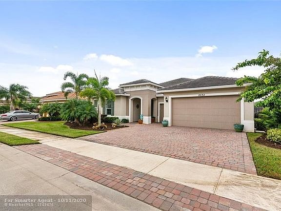 2nd image of 10132 SW Cypress Wood Ct
