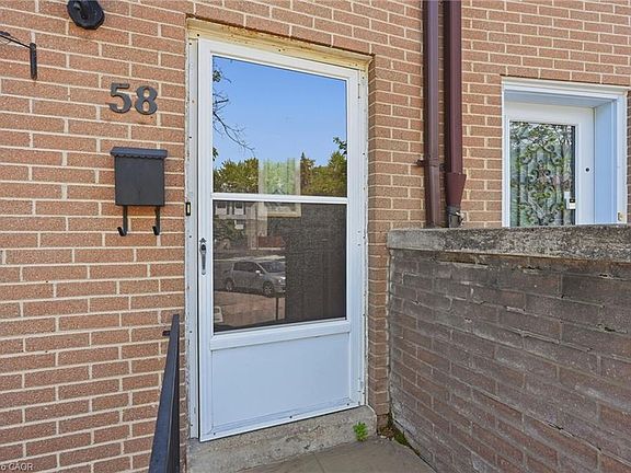 3rd image of 58 Onslow Ct