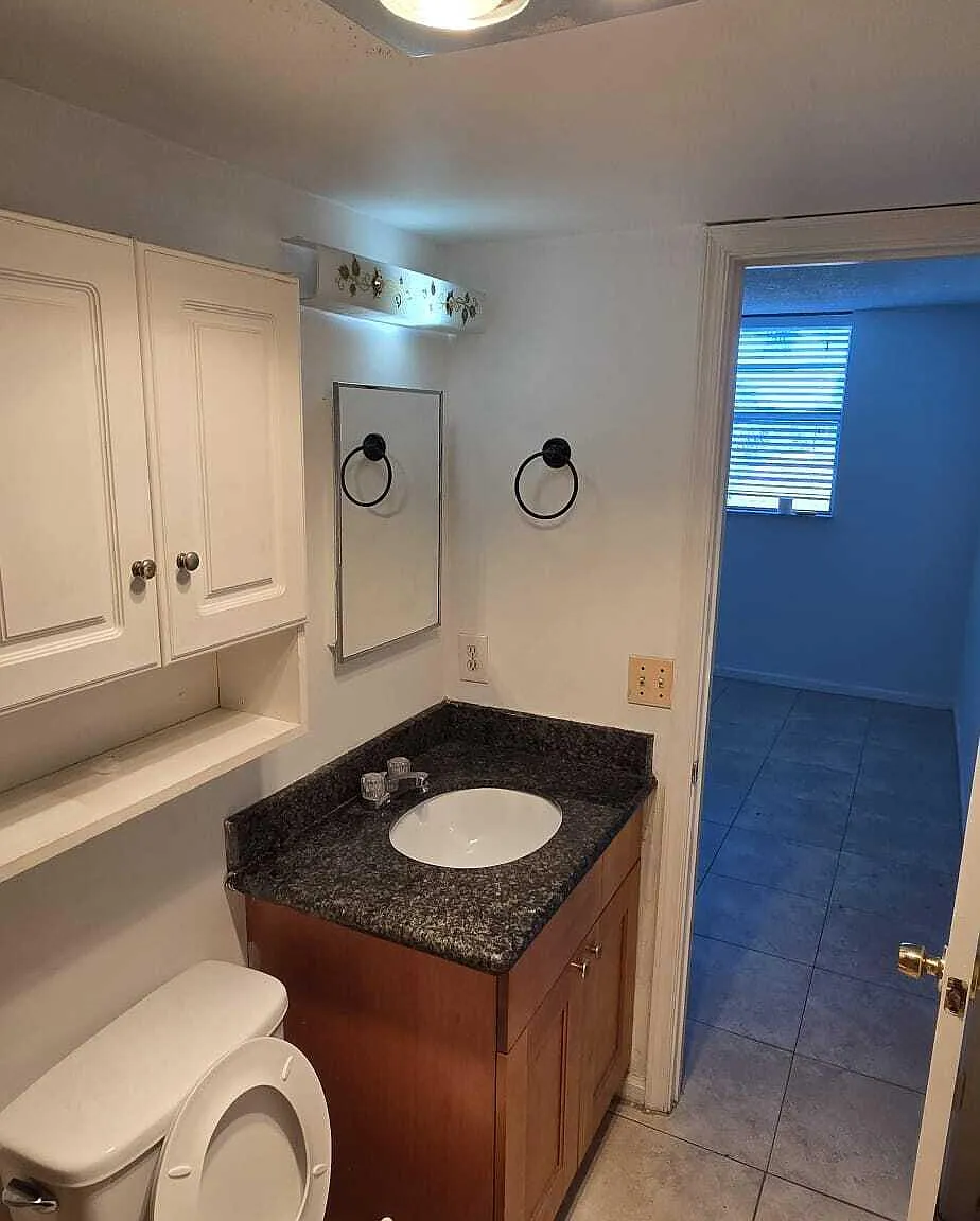2 bed, 2.0 bath, 820 sqft, $2,200 — Photo 4