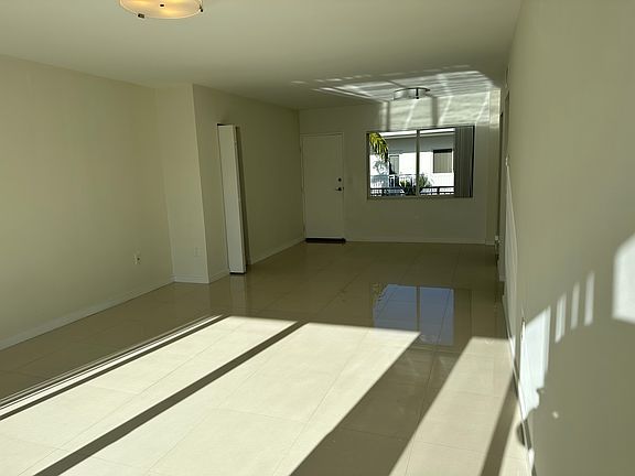 2nd image of 10001 W Bay Harbor Dr APT 407