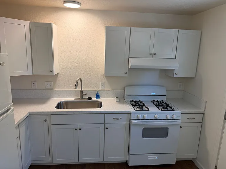 1339 S Liberty St — Photo 3