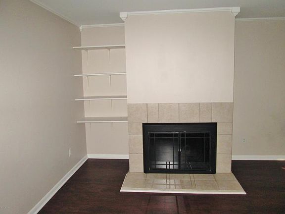 5th image of 15 S Onsville Pl