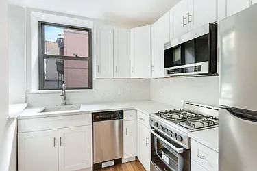 Rented by Living New York