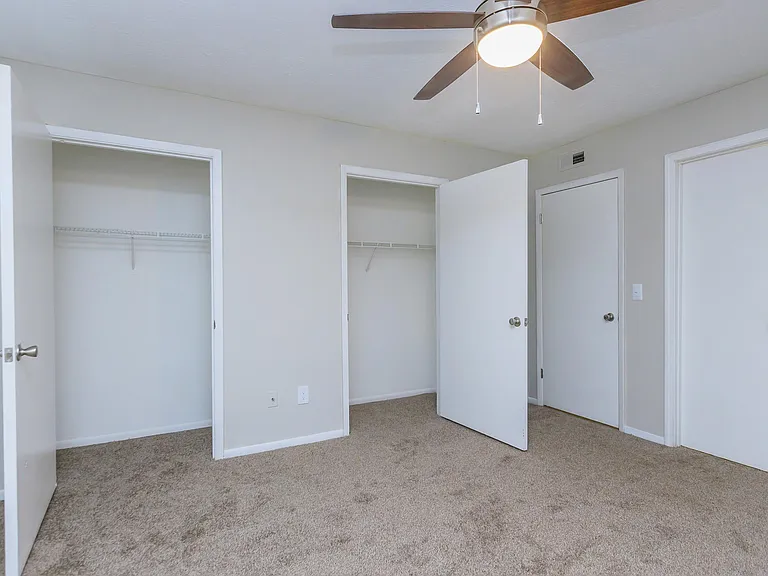 Ashley Oaks Apartments — Photo 38