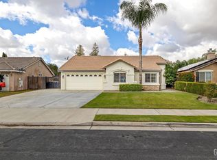 5903 Pendleton Falls Dr, Bakersfield, CA 93312