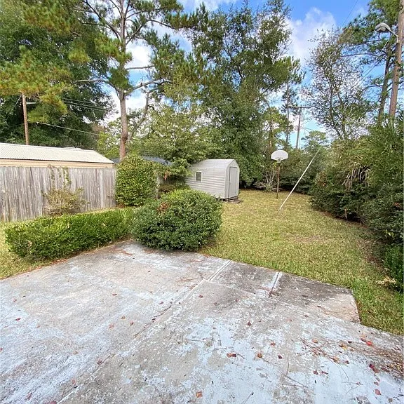2303 Beaumont Dr — Photo 18