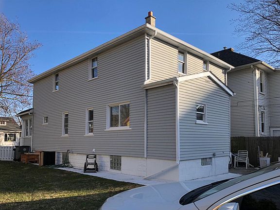 4th image of 4266 Pitt St