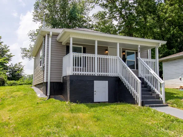 28 Crescent St, Johnson City, TN 37604