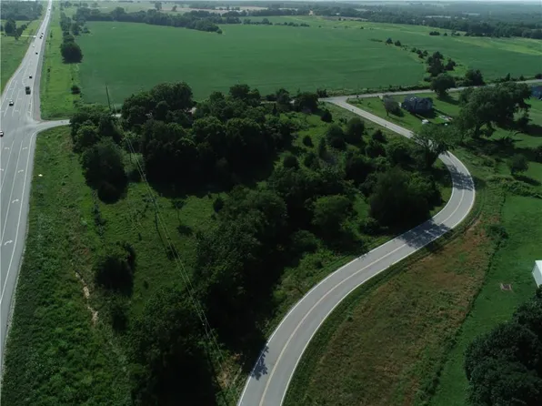 27865 New Lancaster Rd, Louisburg, KS 66053
