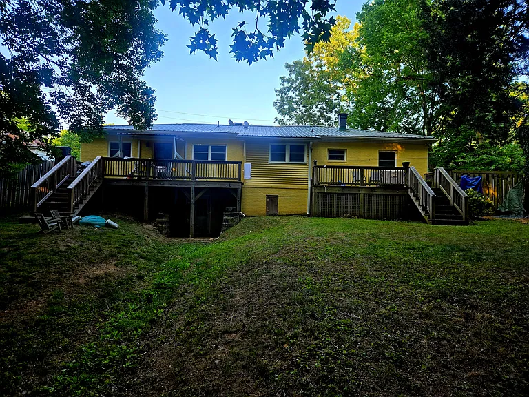 302 W Hill Ave S #302 — Photo 5