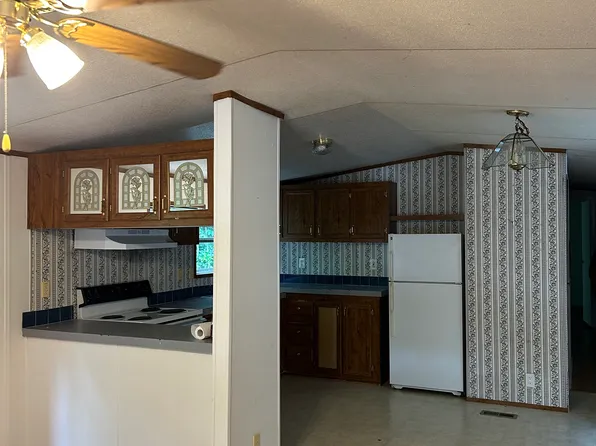 (undisclosed Address), Ingram, TX 78025