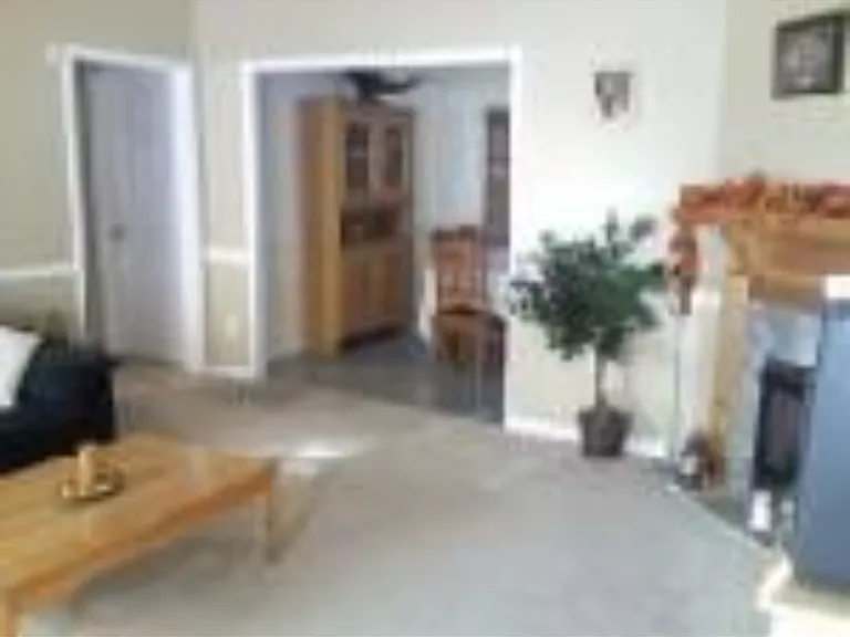 213 Chapwith Rd — Photo 3