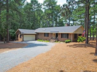 1 Buckhorn Rd, Foxfire Village, NC 27281