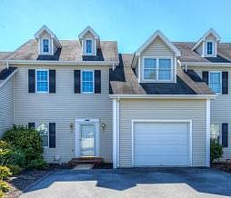 1st image of 20529 Westchester Cir