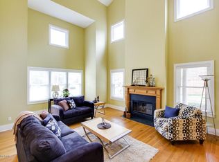 312 Chelsea Green Ct, Saint Matthews, KY 40207