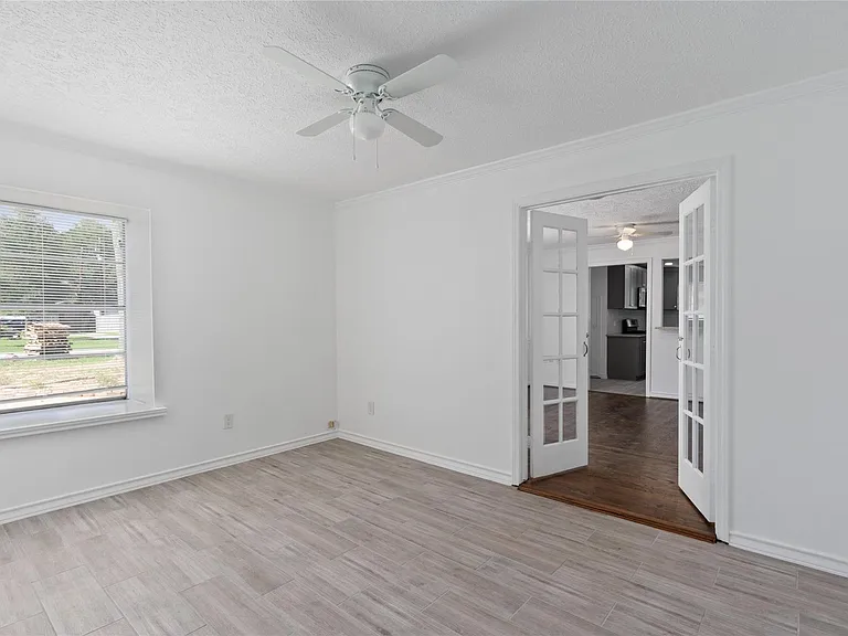 500 Shirleen Dr — Photo 23