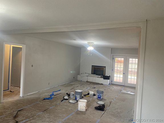 2nd image of 215 Swales Blvd