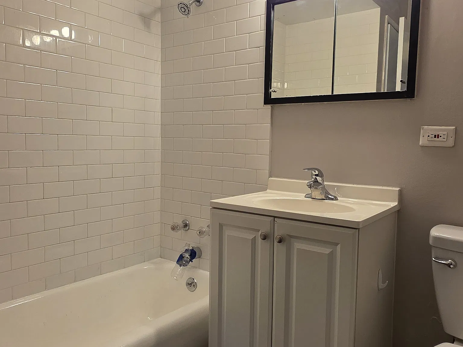 2 bed, 1150 sqft, $1,899 — Photo 4