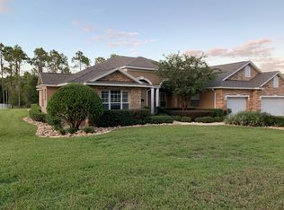 7393 Sunnyside Dr, Leesburg, FL 34748