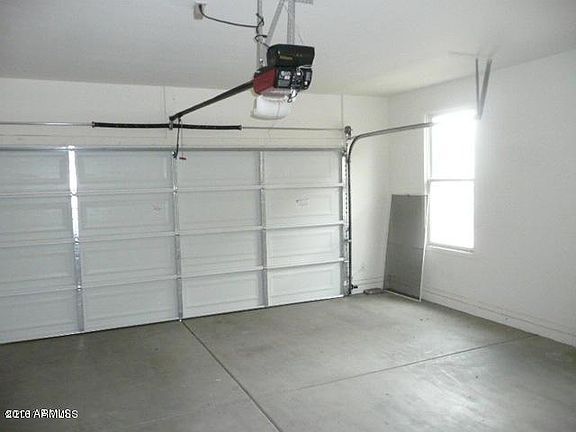 4th image of 18115 W Smokey Dr
