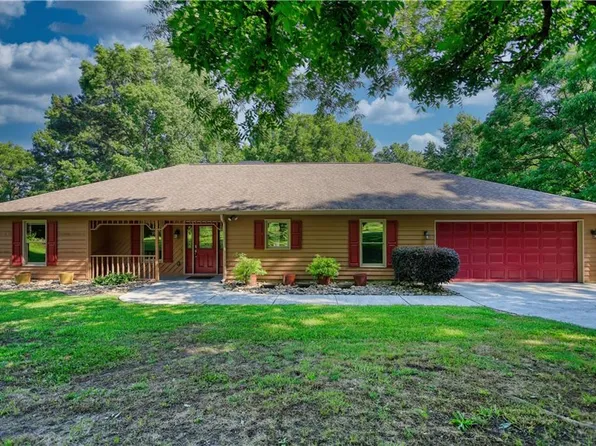 647 E Mays Rd, Stockbridge, GA 30281