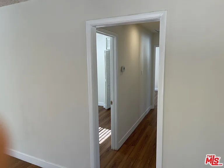 10631 Tinker Ave — Photo 21