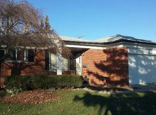 1830 W 13 Mile Rd, Madison Heights, MI 48071