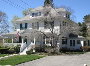 11 Moreland St, Worcester, MA 01609