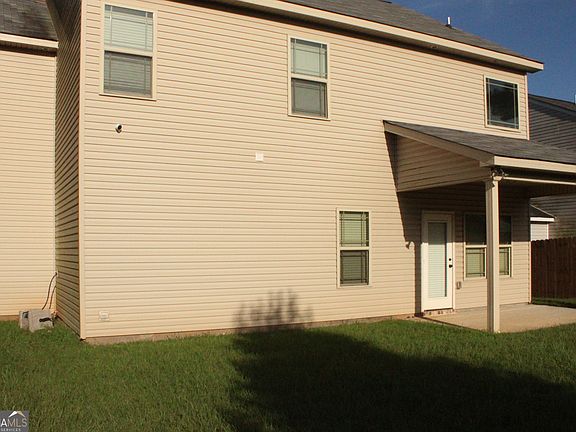 2nd image of 111 Sourwood Ln