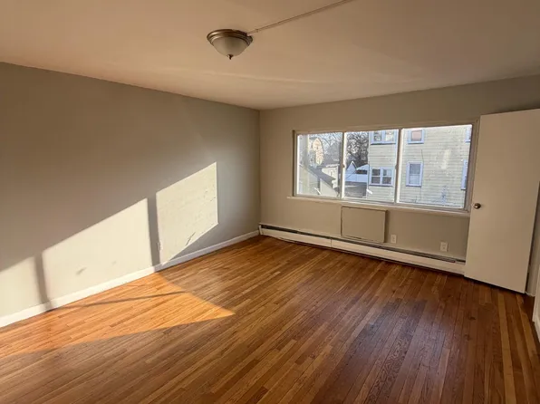 93 Wagner Pl #B2, Irvington, NJ 07111