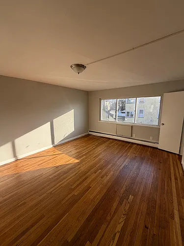 93 Wagner Pl #B2 Photo 1