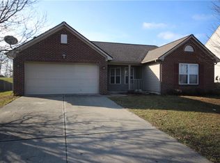 556 Hollowood Ln, Avon, IN