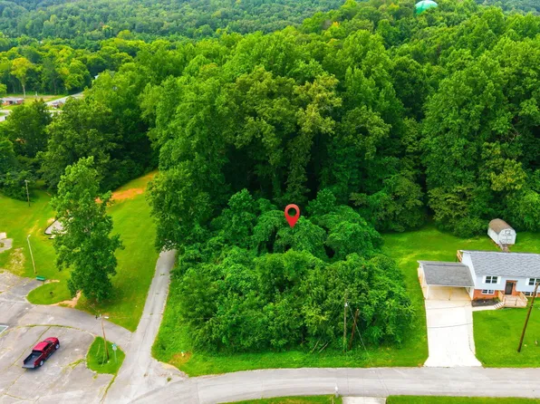 501 Martin Luther King Jr Dr #D, Rockwood, TN 37854