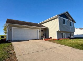 1170 Coakley St, Paynesville, MN 56362