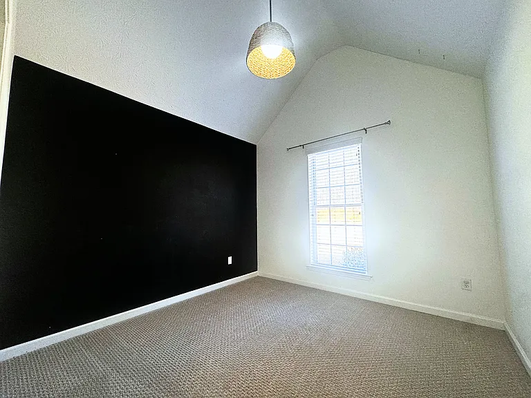 96 Angel Trce — Photo 11