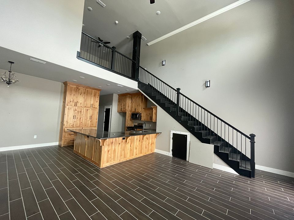 2nd image of 7691 Cadence Ln