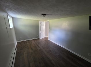307 1/2 Morris Ave #2, Beckley, WV 25801