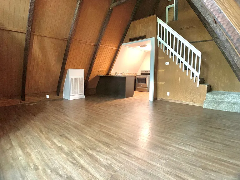 1431 Fort Campbell Blvd — Photo 3