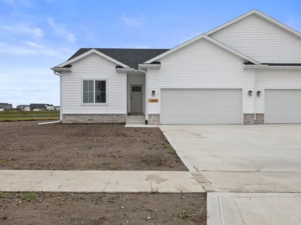 1606 NW Driftwood Dr, Ankeny, IA 50023