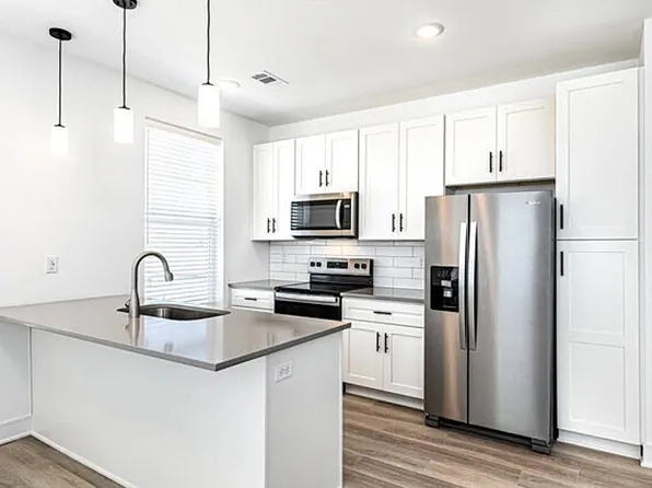 45 at Creekside Apartments