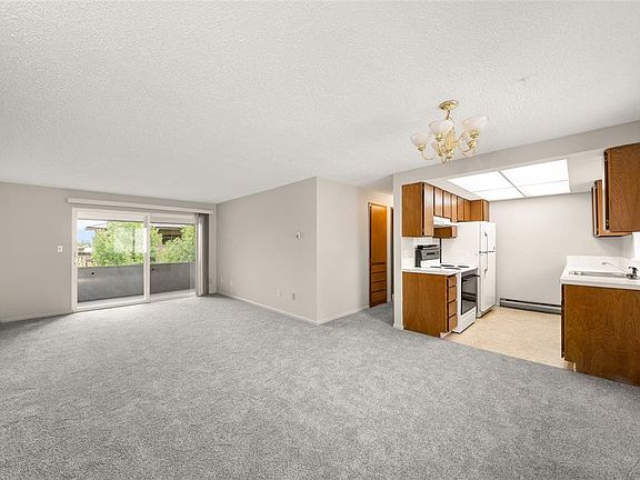 3rd image of 4024 S Regal St APT 202