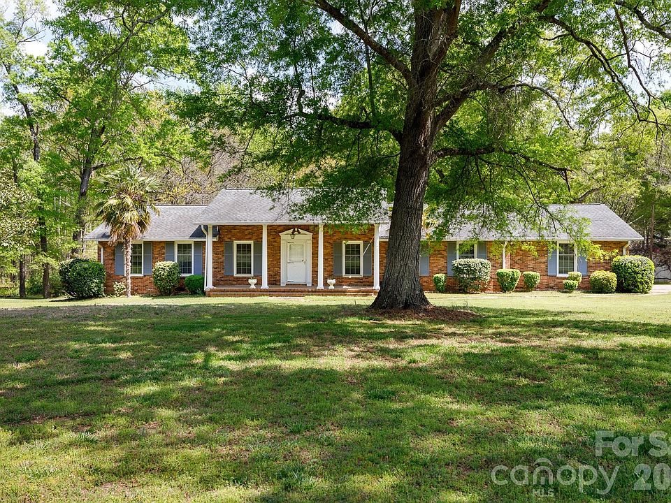 1st image of 3308 India Hook Rd